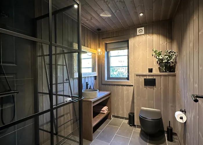 Modern At Hogevarde Panoramic View, Fireplace And Ev Station Granheim (Fla)