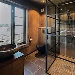 Modern At Hogevarde Panoramic View, Fireplace And Ev Station Willa